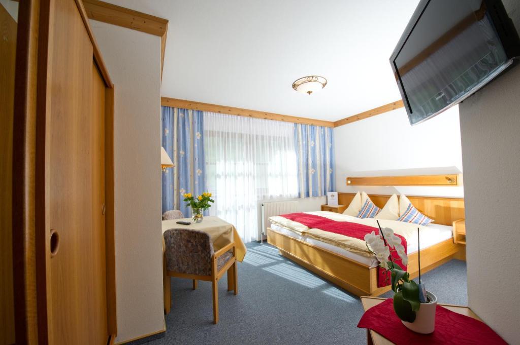 Hotel Landhaus Neumayr Grossarl Phòng bức ảnh